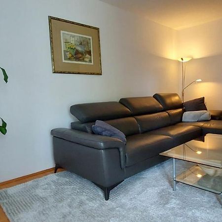 3 Min. Away Apartment โคปริฟนิซา ภายนอก รูปภาพ